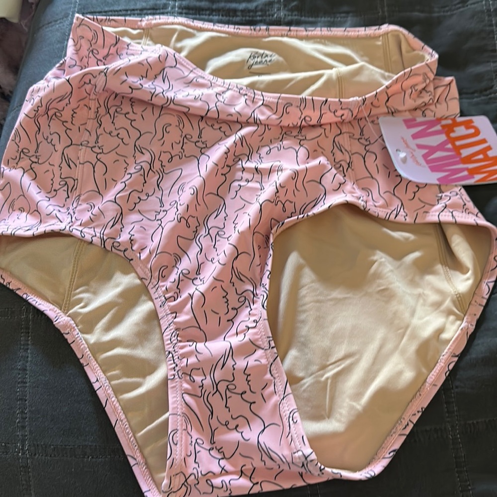 Kortni Jeane high waisted bottoms